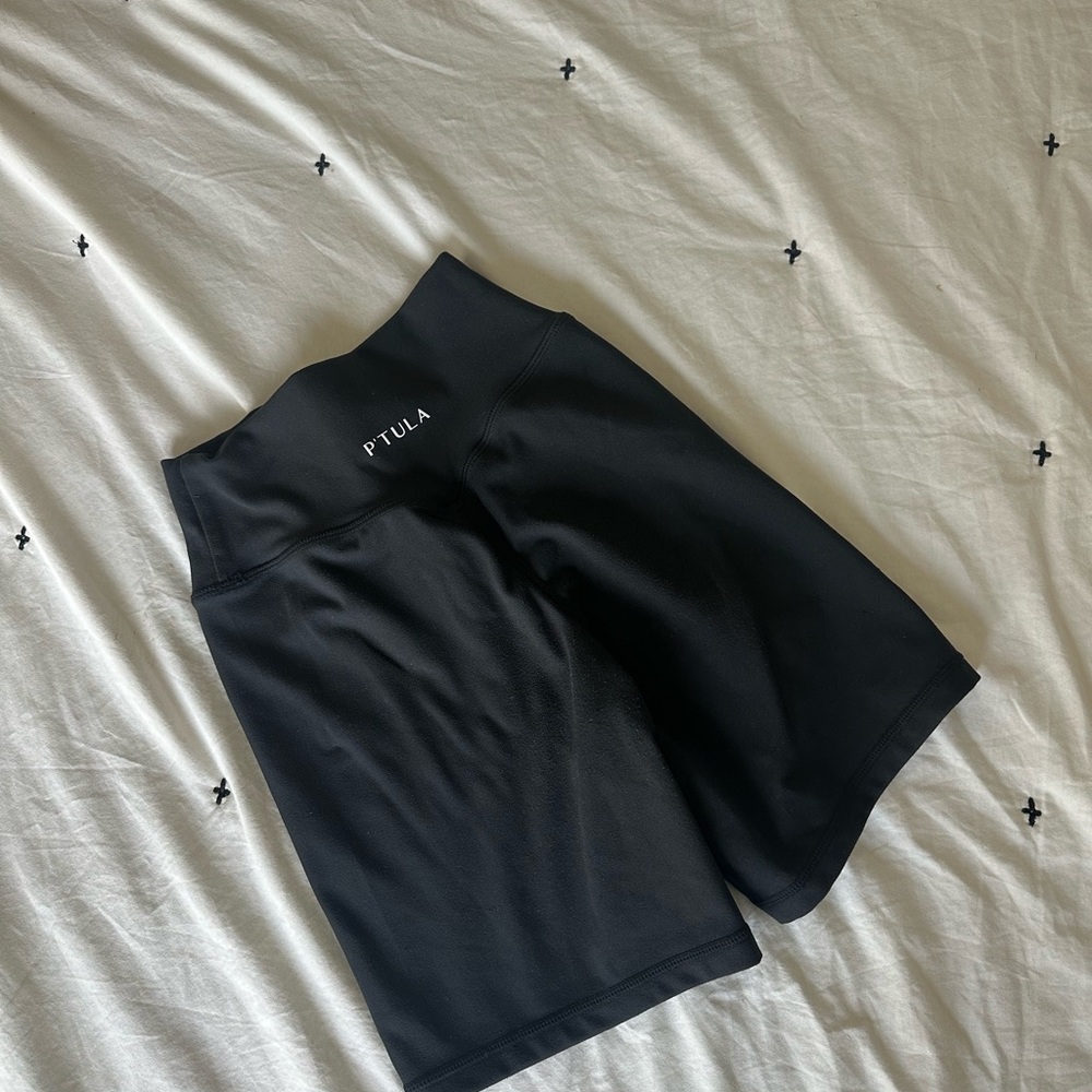 P'tula Shorts - Picture 2 of 2